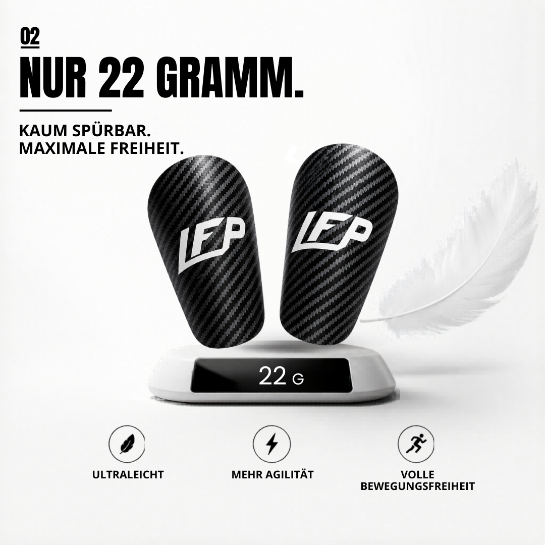 LFP Training Bundle | 4x Sportsocken & Mini Shinpads(9,5 x 6cm)